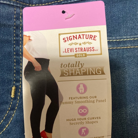 Signature by levi Strauss pull- on skinny Size 8M - Picture 2 of 8